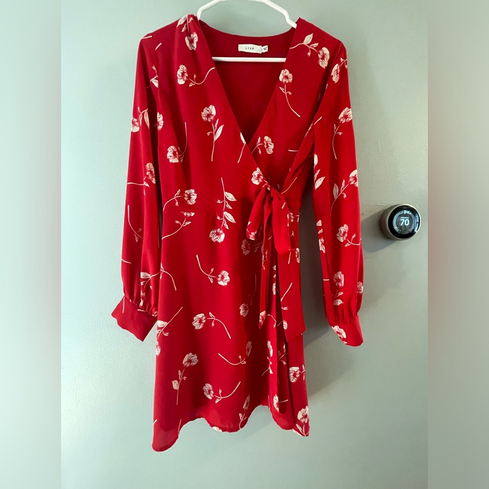EUC Lush Long sleeve wrap dress